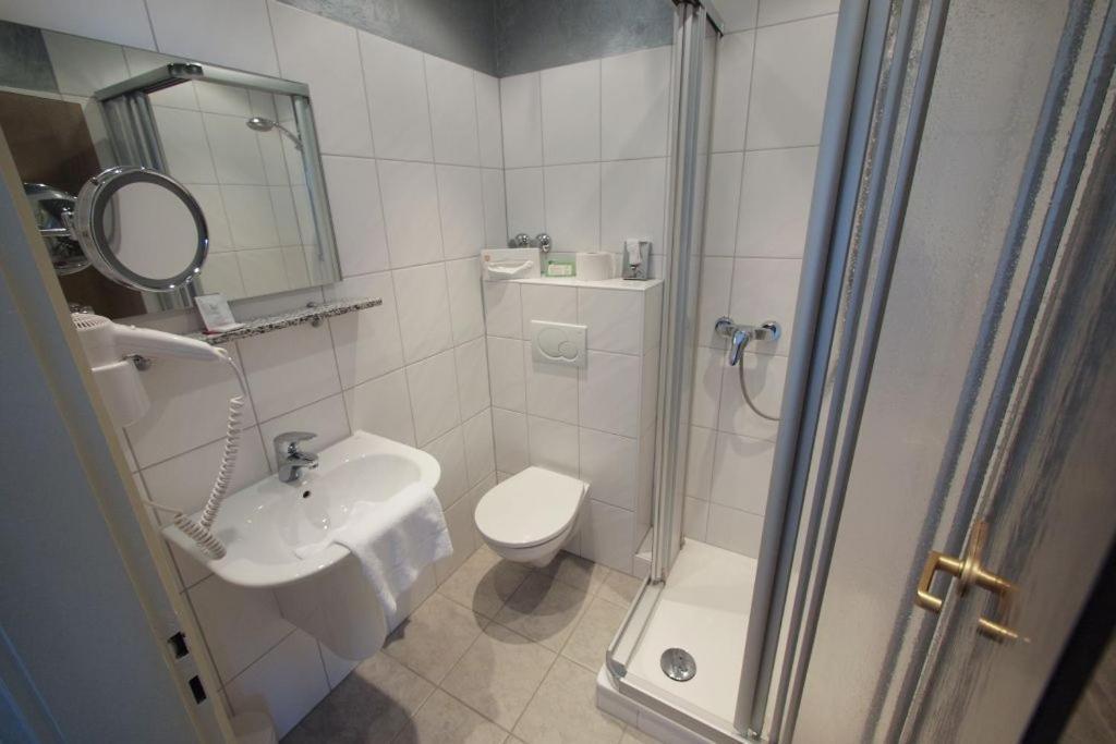 Berghotel Johanneshoehe Siegen Habitación foto