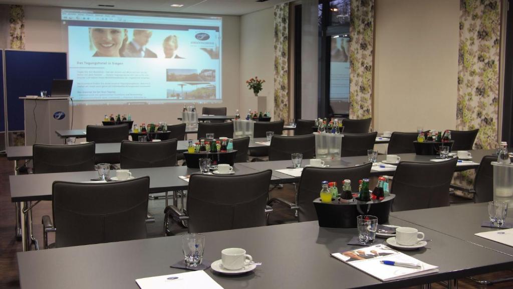 Berghotel Johanneshoehe Siegen Exterior foto